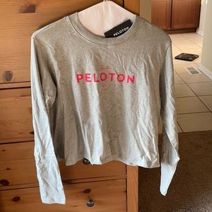 Peloton NWT long sleeve crop top size large